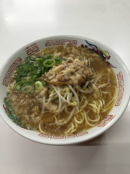 「中華そば脂多い」@寿栄広食堂の写真