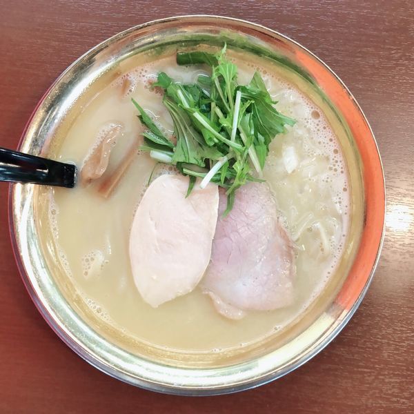 「鶏白湯」@鶏と煮干しの中華そば 市松の写真