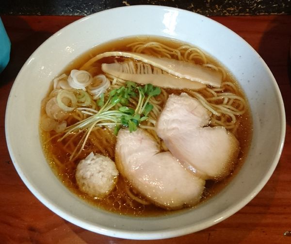 「特製一番絞り 正油」@中華そばつけそば 千思萬考の写真