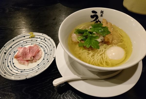 「塩らーめん 細麺 レアチャーシュー」@麺屋 うめはら 伊勢崎店の写真