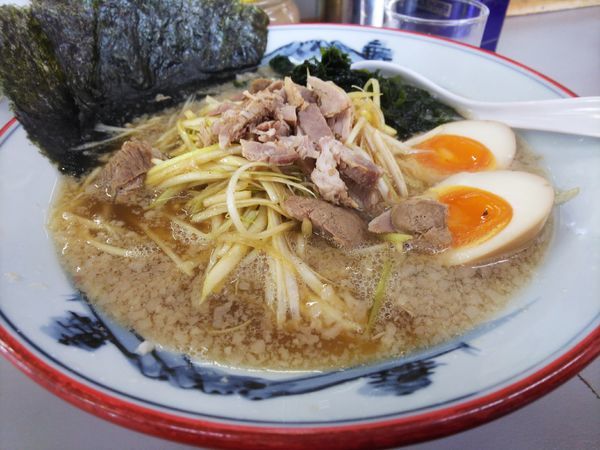 「ネギラーメン＆サービス味玉」@ラーメンショップ 122号騎西店の写真