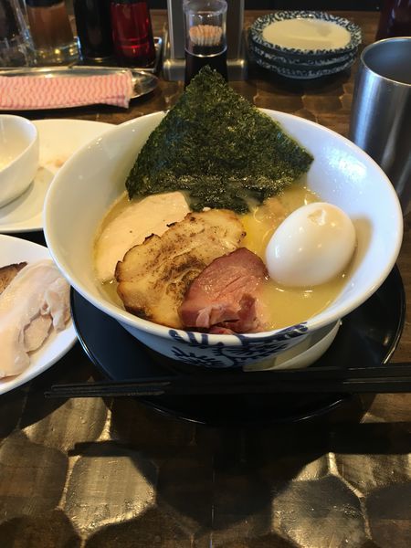 「特製鳥ラーメン」@特級鶏蕎麦 龍介の写真