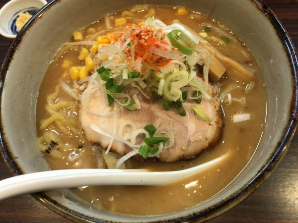 「味噌ら〜麺(麺大盛)」@らー麺 あけどやの写真