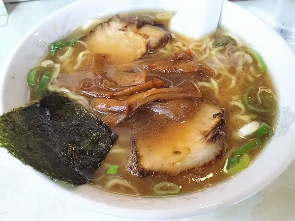 「ラーメン￥730＋麺中盛り￥100」@拉麺屋 日昇亭の写真