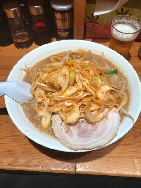 「しょうゆ辛ねぎラーメン 大盛り」@こってりらーめん せきやけの写真