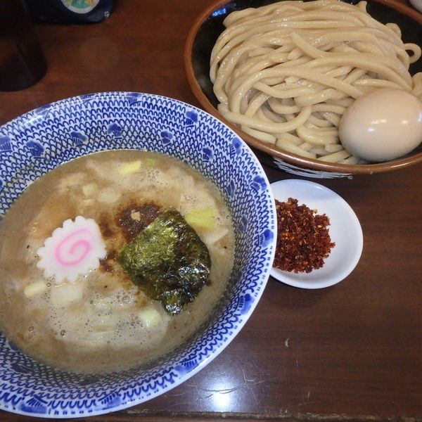 「辛つけ麺(750円)、味玉(100円クーポン)」@次念序の写真