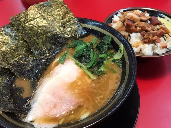 「ラーメン」@家系ラーメン 王道 いしいの写真