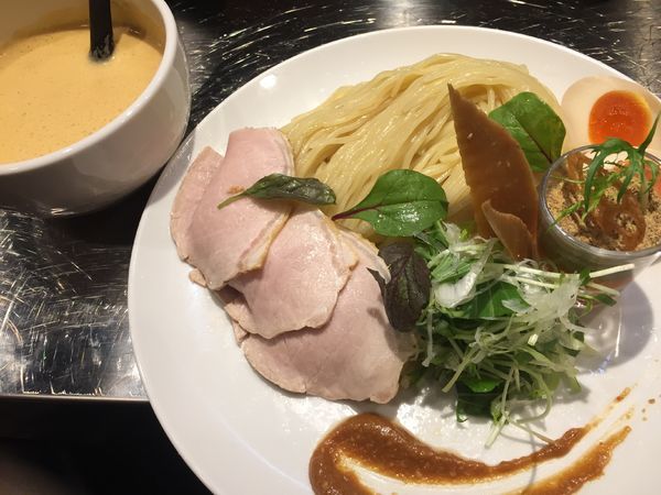 「つけ麺（900円）」@牛骨らーめん ぶるずの写真