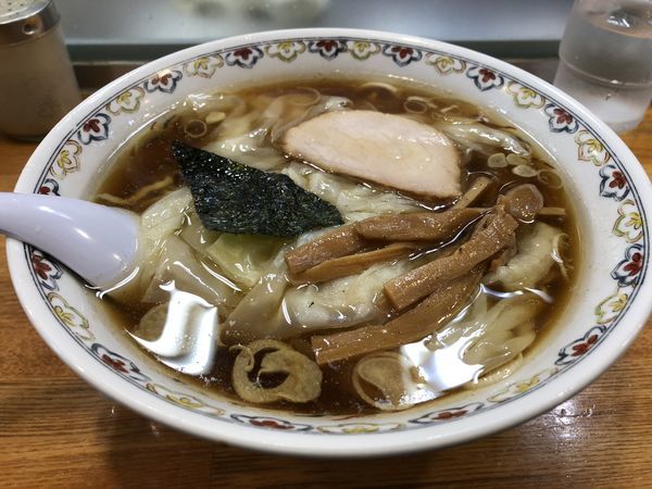 「わんたん麺」@春木屋 荻窪本店の写真