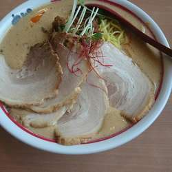 こくまろ担々麺ドラゴンキッド＋チャーシュートッピング