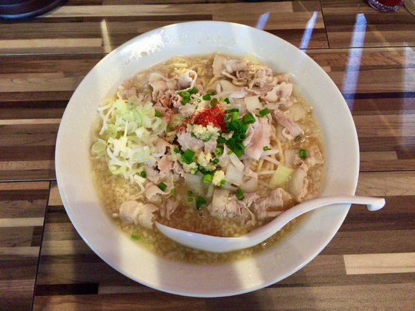 「元祖もばラーメン(二段盛り)」@らぁ麺三軒屋 茂原店の写真