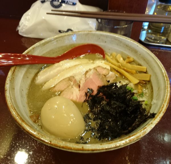 「特製濃厚煮干しそば」@麺屋 照の坊の写真