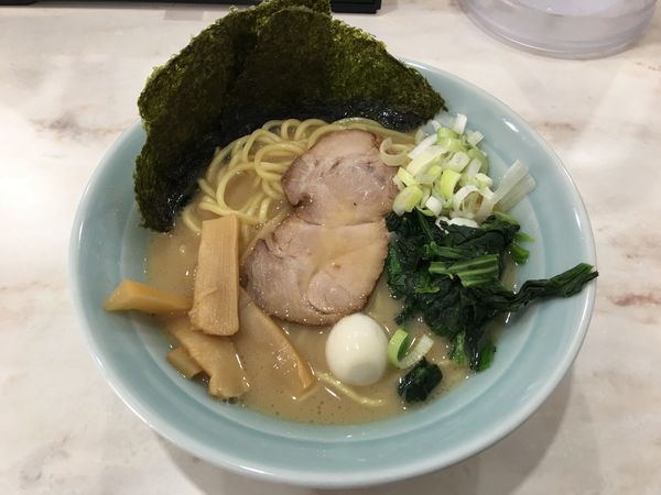 「醤油ラーメン」@横浜家系ラーメン 龍一郎の写真
