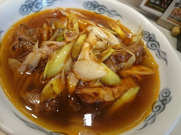 「ネギラーメン 旨辛　890円」@中華飯店 幡龍 イオンモールつがる柏店の写真