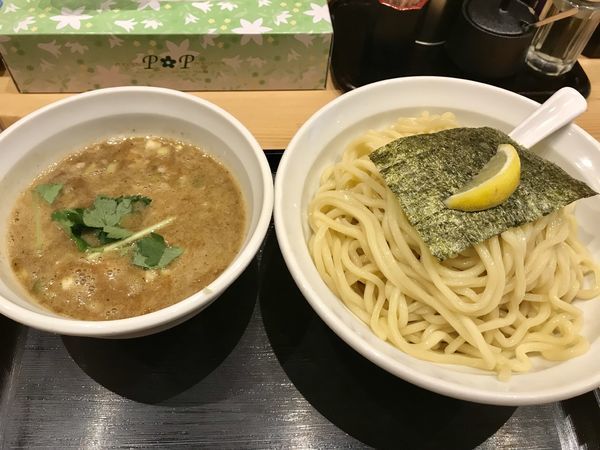 「濃厚煮干しつけ麺」@つけめん 蕾 本家の写真