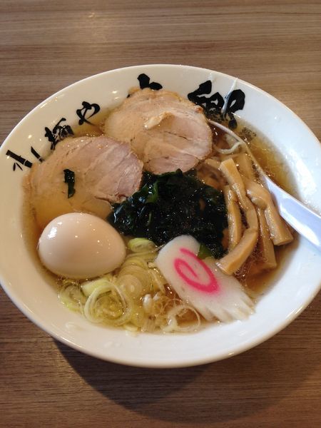 「醤油味玉ラーメン」@麺や 本郷の写真