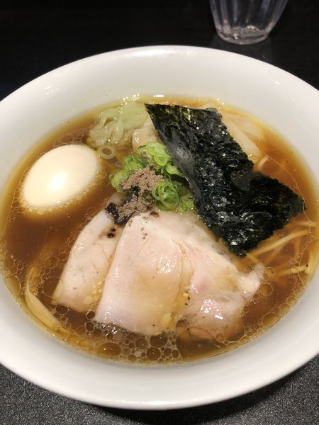 「ワンタン醤油Soba ¥1200+ 味玉 ¥200」@Japanese Soba Noodles 蔦の写真