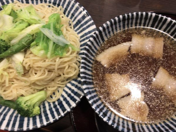 「春のらーめん：豚肉おろしつけ麺830円」@めんや 薫寿の写真