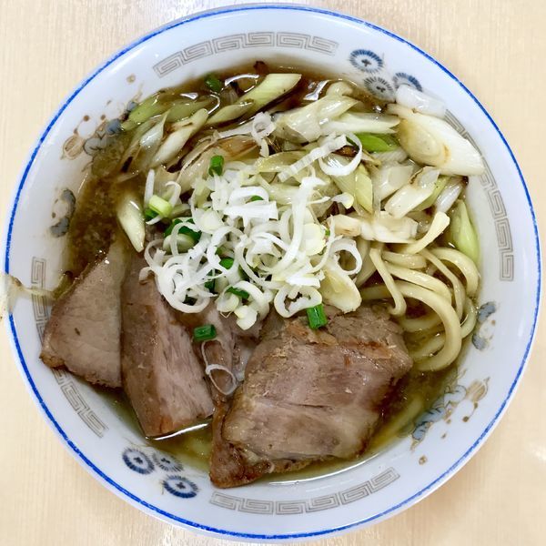 「ねぎチャーシューメン ¥750円（大盛＋150円）」@手打ラーメン 長八の写真
