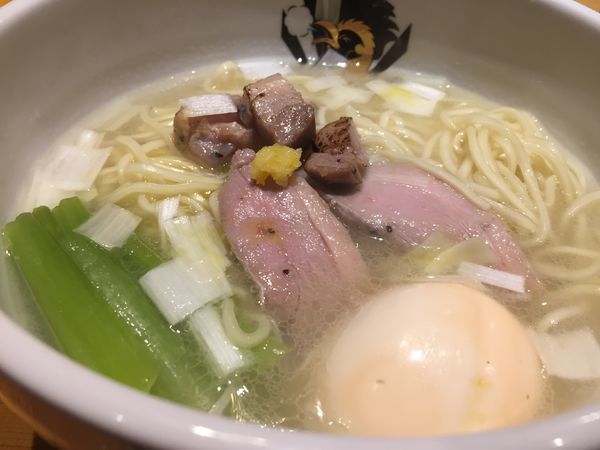 「味玉鴨中華そば 塩 （950円）」@満鶏軒の写真