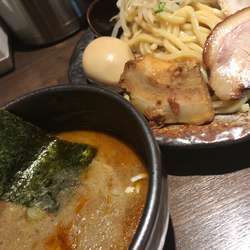 濃厚一路つけ麺（1100円）