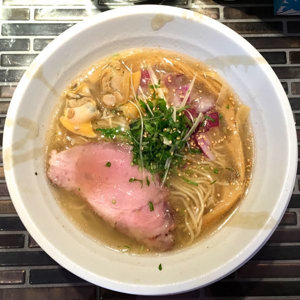 「【限定】蛤と鯛兜の酒蒸そば（塩）」@noodles kitchen GUNNERS 新丸子店の写真