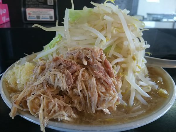 「ラーメン　※野菜：大、ニンニク＆脂：普通」@麺とび六方 茅野店の写真