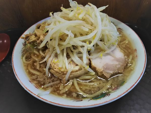 「ミニラーメン￥500＋豚増し￥100」@やらかし亭の写真