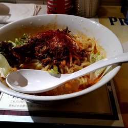 冷し坦々麺(並盛・150g)710円