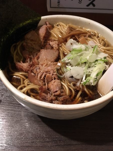 「らーめん 細麺 1.5玉」@あまみ屋の写真