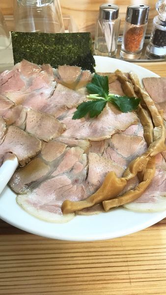 「花びら焼豚中華そば」@純水煮干し中華そば 匠庵の写真