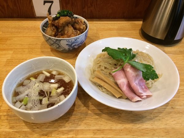 「煮干つけそば」@寿製麺よしかわ 坂戸店の写真