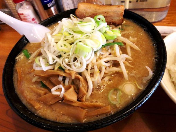 「みそもやしらーめん」@こってりラーメン さるたけの写真