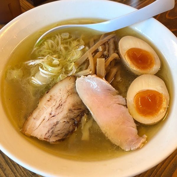 「味玉塩ラーメン」@くじら食堂の写真