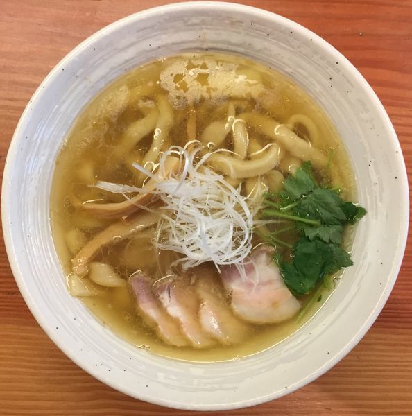 「塩らーめん780円」@純手打ち 麺と未来の写真