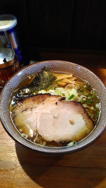 「あご煮干しそば」@麺や 虎ノ道の写真