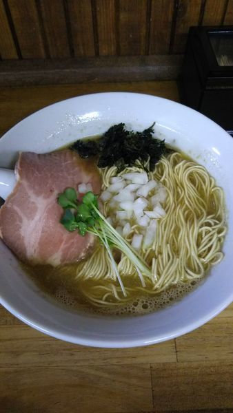 「煮干し醤油そば」@へべれ家の写真