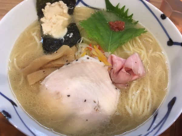 「鯛白湯らーめん塩」@麺や 空月の写真