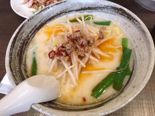 「豚骨台湾ラーメン」@中華料理 満味楼 諏訪店の写真