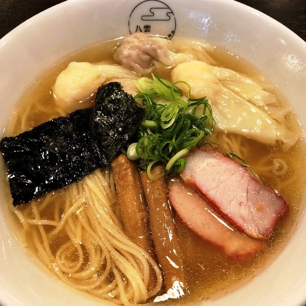 「特製ワンタン麺（ハーフ，白だし）」@八雲の写真