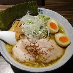 得塩らぁめん（1,050円）