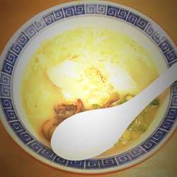 とんこつラーメン