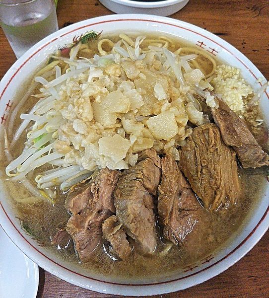 「小ブタ 800円 (ニンニク、アブラ、カラメ)」@ラーメン二郎 品川店の写真