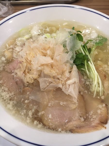 「塩らーめんと焼飯のセット¥1,000」@らーめん鱗 西中島店の写真