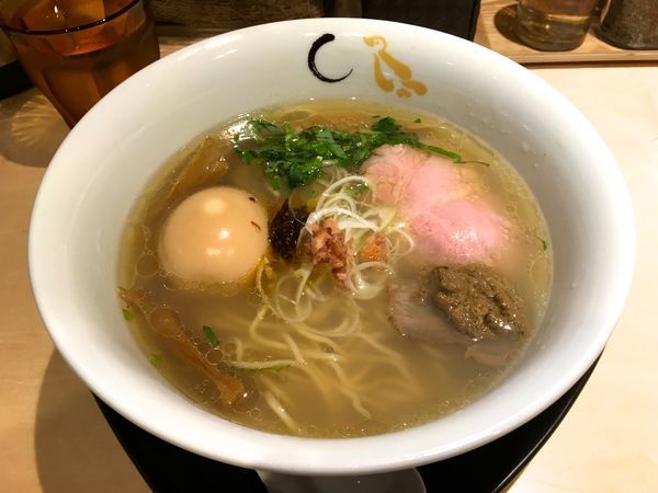 「真鯛と蛤の塩そば」@SOBAHOUSE 金色不如帰 新宿御苑本店の写真