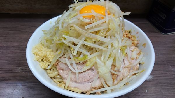 「小ぶた+汁なし ニンニク  ヤサイマシ」@ラーメン二郎 横浜関内店の写真