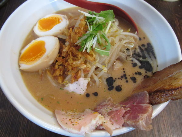 「特製みそからーめん 「850円」」@8823製麺の写真