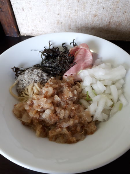 「(限定)焦がし背油和え玉300円」@と多゛食堂の写真