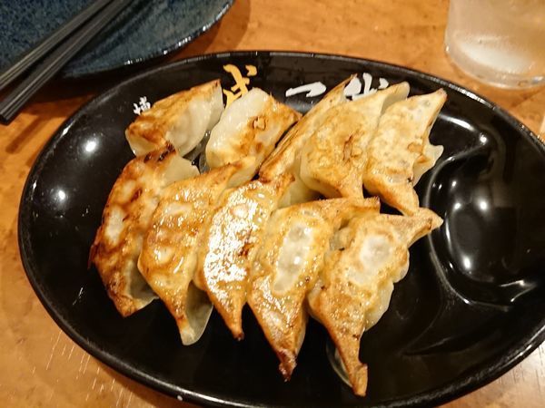 「餃子480円＋味玉ラーメン730円＋他いろいろ」@博多一成一代の写真