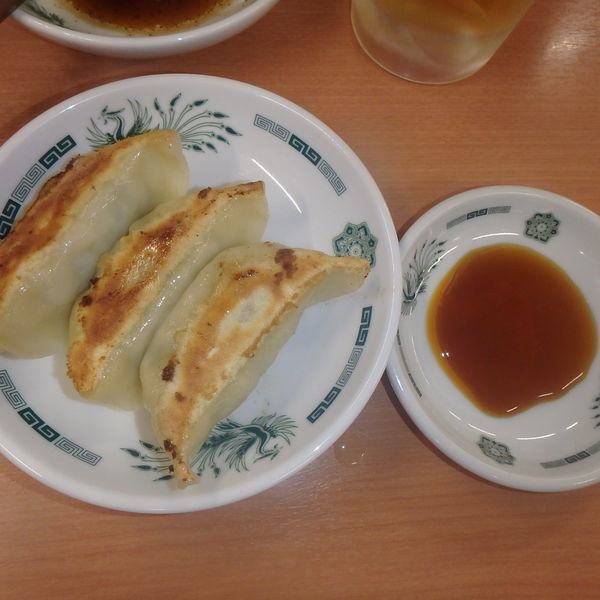 「半餃子 (110円)他」@日高屋 日野駅前店の写真